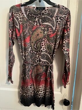 B.L.E.U. Long-Sleeve Paisley & Leopard Print Dress in Red and Black